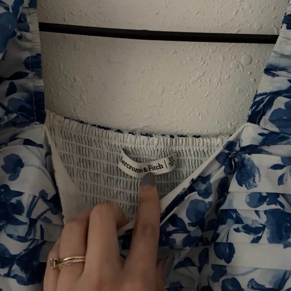 ABERCROMBIE POPLIN PUFF SLEEVE BLUE FLORAL MINI DRESS - Picture 7 of 7